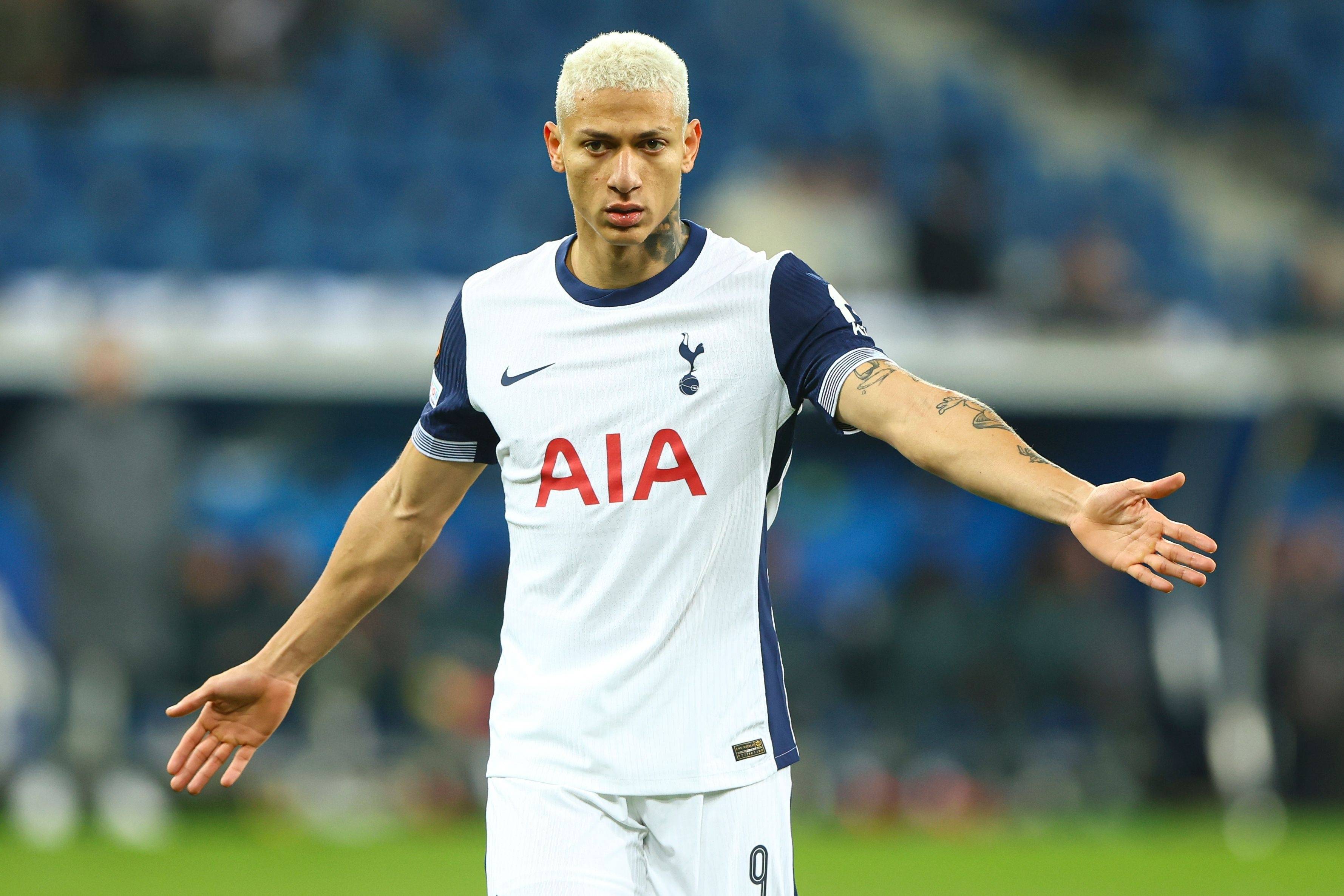 关于赛后欧联焦点战,埃因霍温防线松动,更衣室稳定,轮换策略成焦点的信息 关于赛后欧联焦点战,埃因霍温防线松动,更衣室稳定,轮换策略成焦点的信息