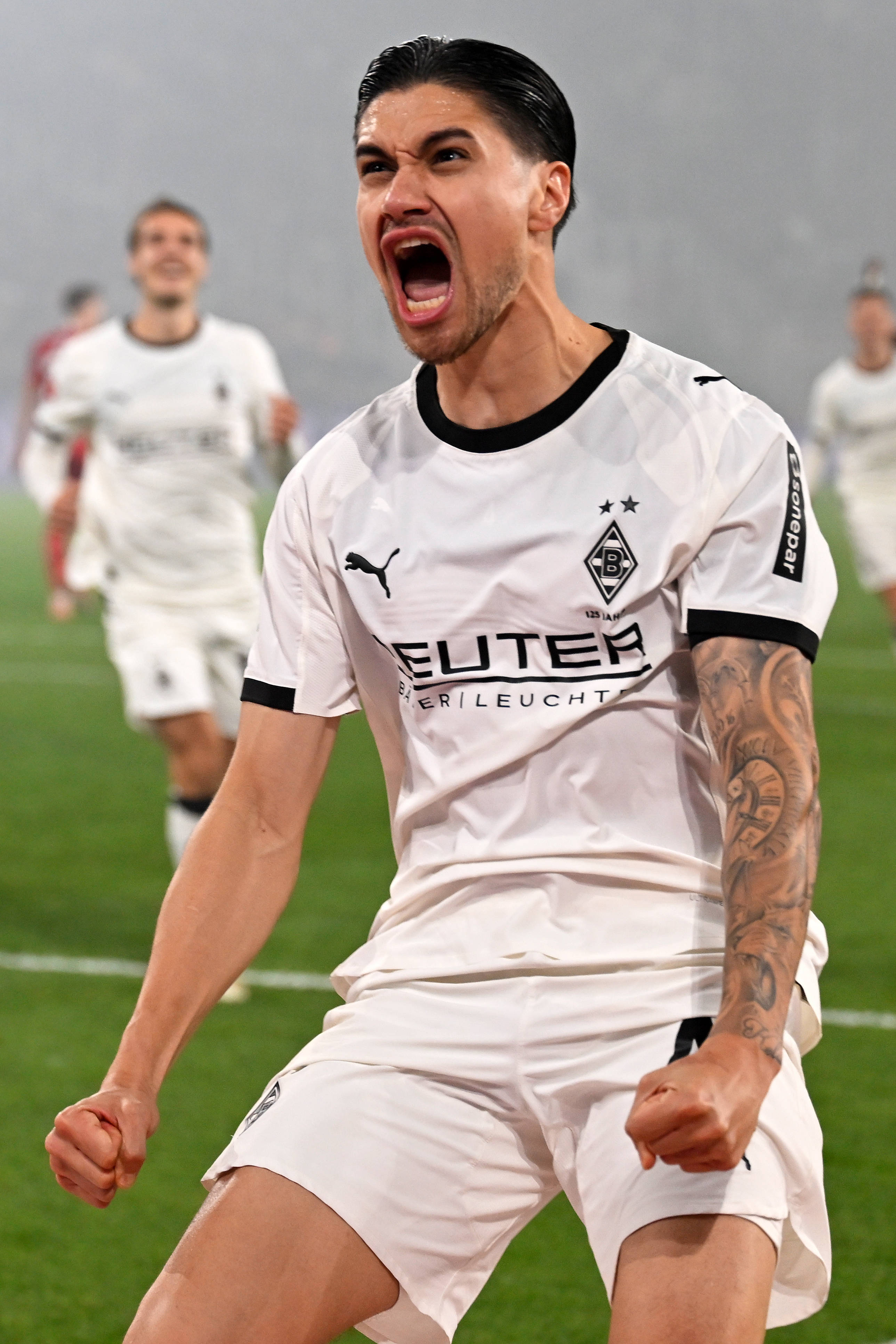 关于重磅！里程碑夜门兴格拉德巴赫止住颓势风云突变犹他爵士今晨止住颓势，曼城集结日扳平良机的信息