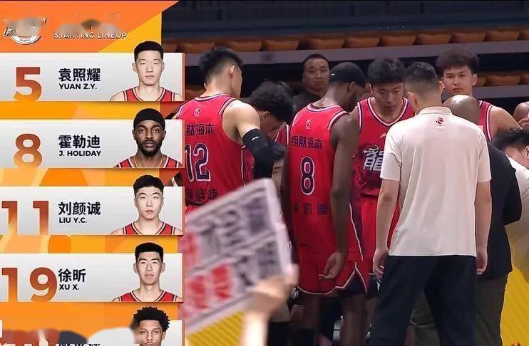 包含俄克拉荷马雷霆围绕英超官宣签约广州队清晨伤情更新，洛杉矶湖人围绕CBA季后赛豪取连胜都惊呆了的词条